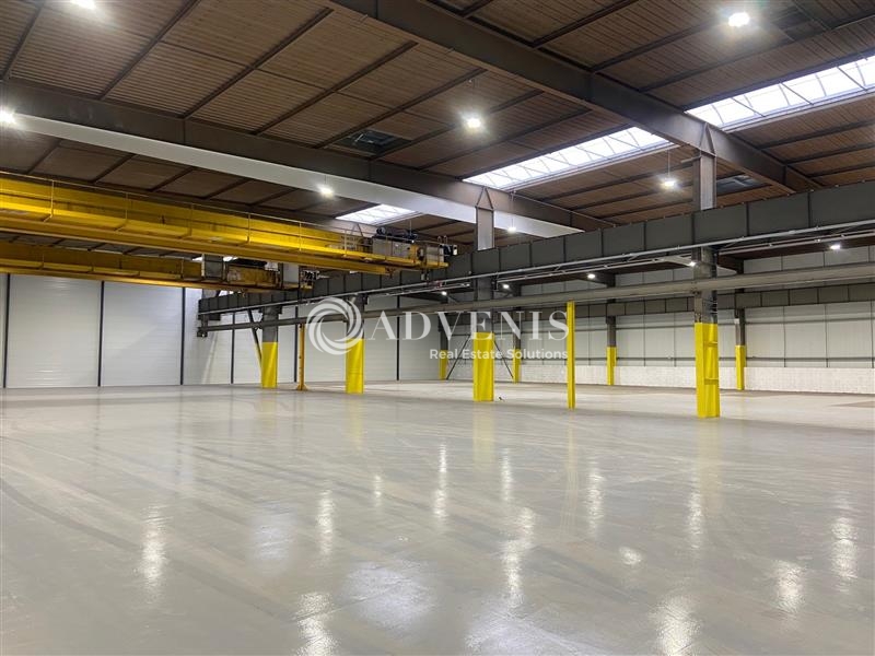 Location Entrepôts CHAPONNAY (69970) - Photo 1