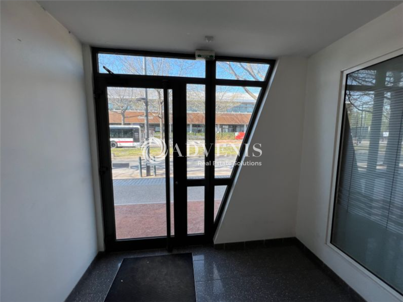 Location Bureaux OULLINS (69600) - Photo 7