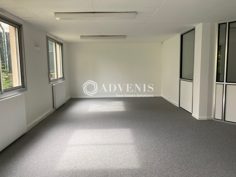 Location Bureaux LYON (69007) - Photo 1