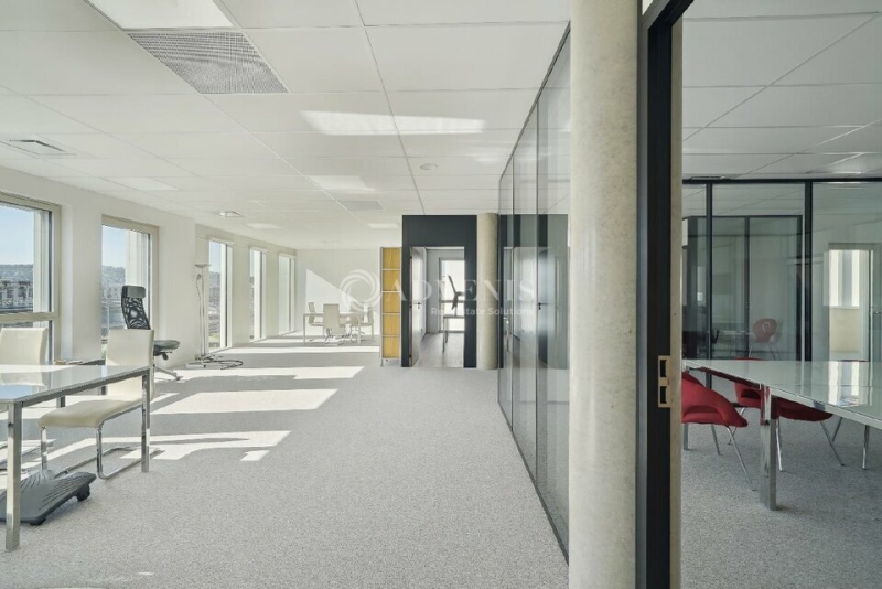 Location Bureaux LYON (69007) - Photo 2