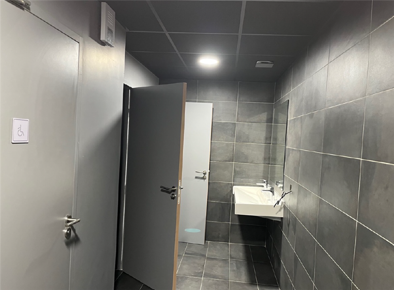 Location Bureaux LYON (69007) - Photo 8