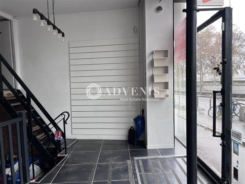 Location Commerces LYON (69009) - Photo 1