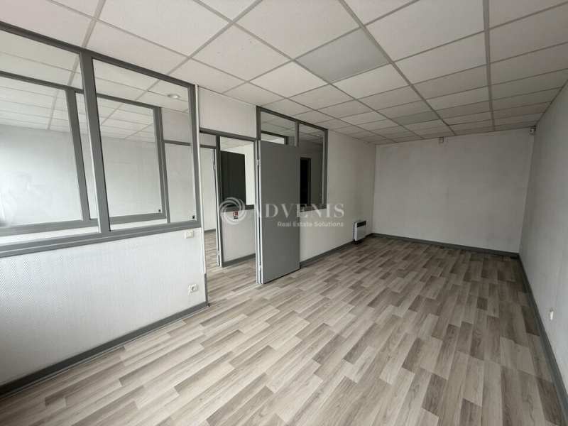 Location Activités Entrepôts CHASSIEU (69680) - Photo 4