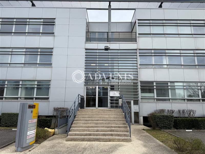 Location Bureaux SAINT PRIEST (69800) - Photo 2