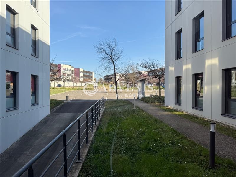 Location Bureaux SAINT PRIEST (69800) - Photo 7