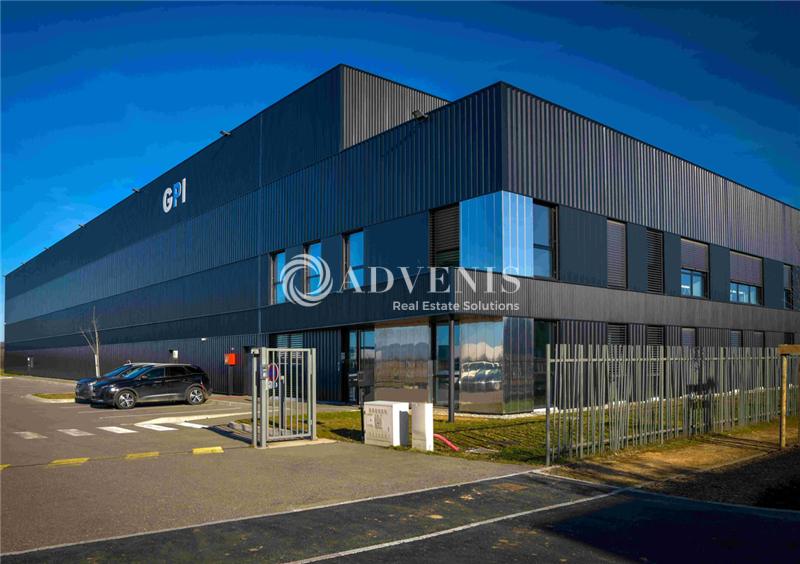 Location Entrepôts GENAS (69740) - Photo 1