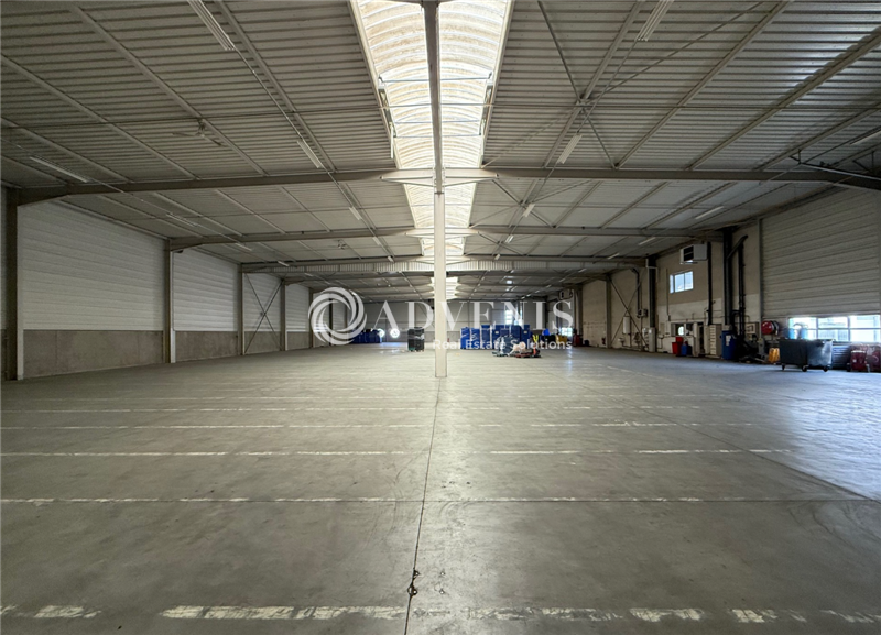 Location Entrepôts CHAPONNAY (69970) - Photo 4
