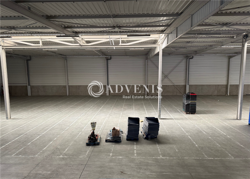 Location Entrepôts CHAPONNAY (69970) - Photo 8