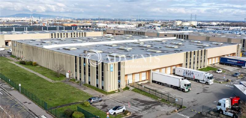 Location Entrepôts CORBAS (69960) - Photo 1
