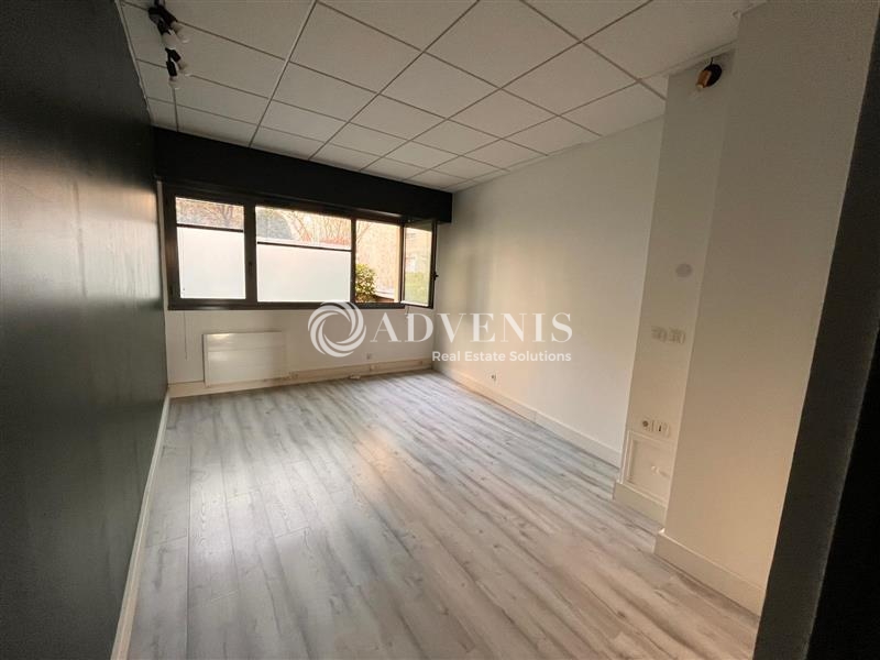 Vente Investisseur Commerces OULLINS (69600) - Photo 2