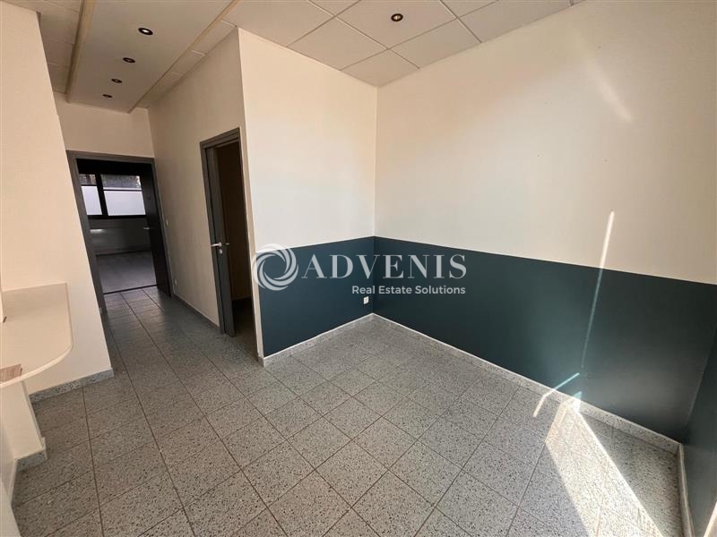 Vente Investisseur Commerces OULLINS (69600) - Photo 8