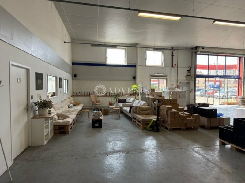 Location Activités Entrepôts LYON (69007) - Photo 5