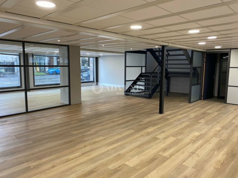 Location Bureaux LYON (69006) - Photo 1