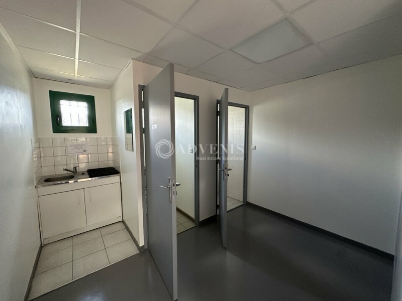 Location Activités Entrepôts ARNAS (69400) - Photo 12
