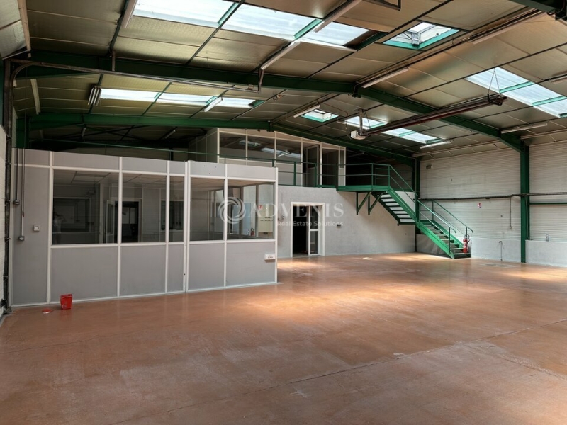 Location Activités Entrepôts ARNAS (69400) - Photo 9