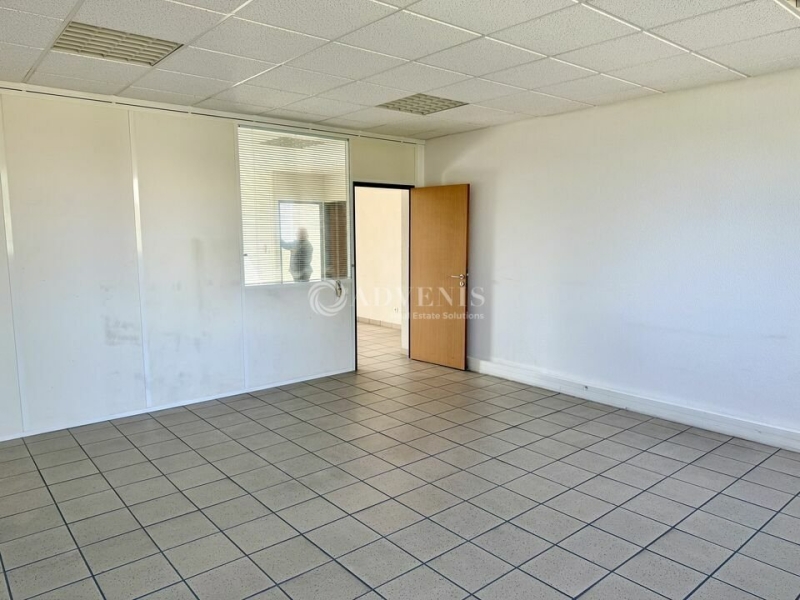 Location Activités Entrepôts VILLEURBANNE (69100) - Photo 8