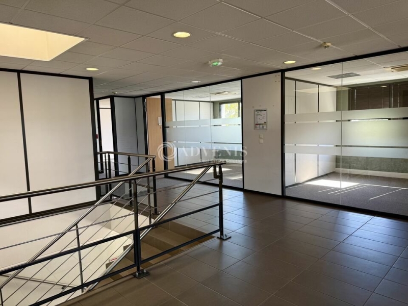 Location Activités Entrepôts DARDILLY (69570) - Photo 5