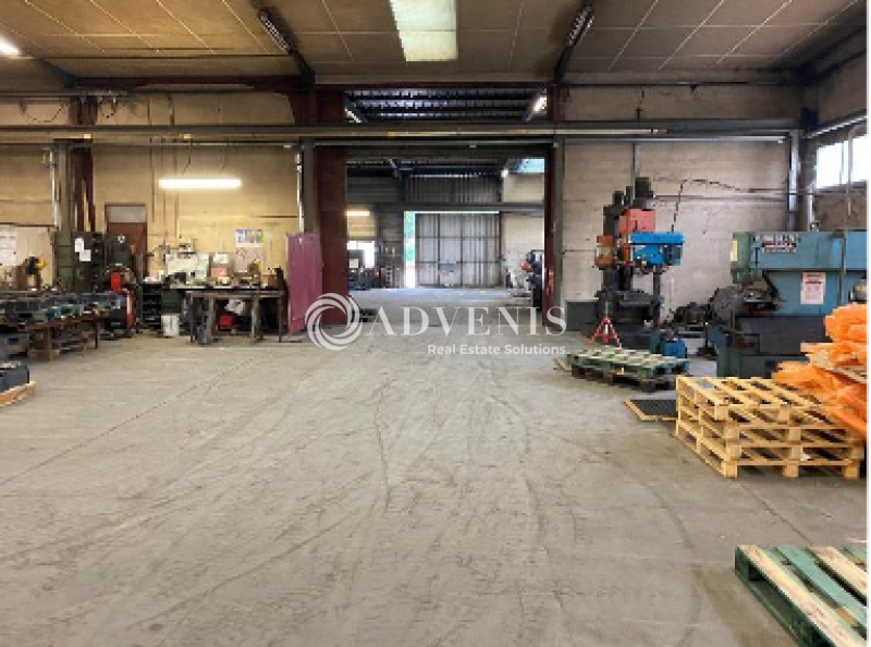 Location Activités Entrepôts AVIGNON (84000) - Photo 1