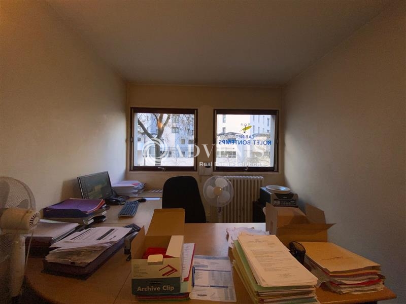 Location Bureaux PARIS (75015) - Photo 8