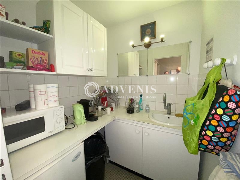Location Bureaux PARIS (75015) - Photo 9