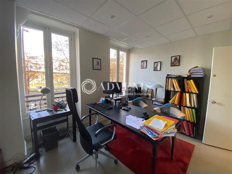 Location Bureaux PARIS (75015) - Photo 3