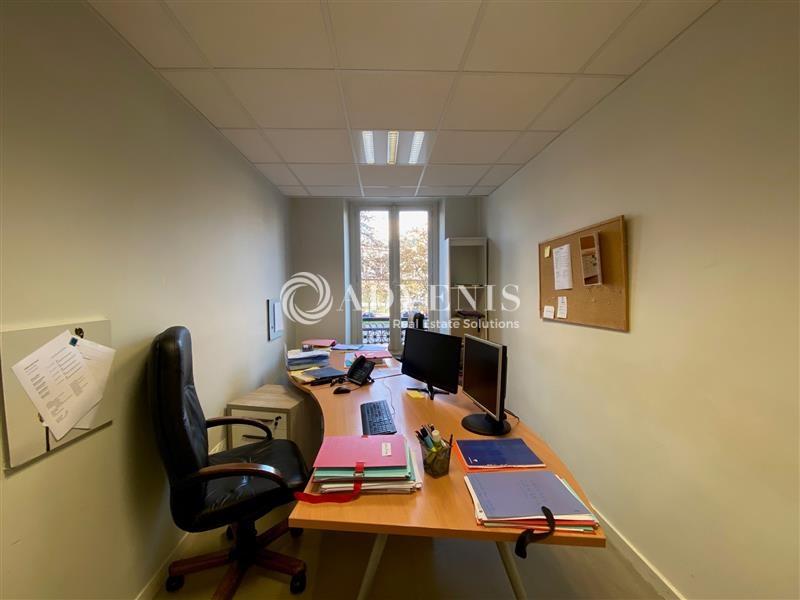 Location Bureaux PARIS (75015) - Photo 9