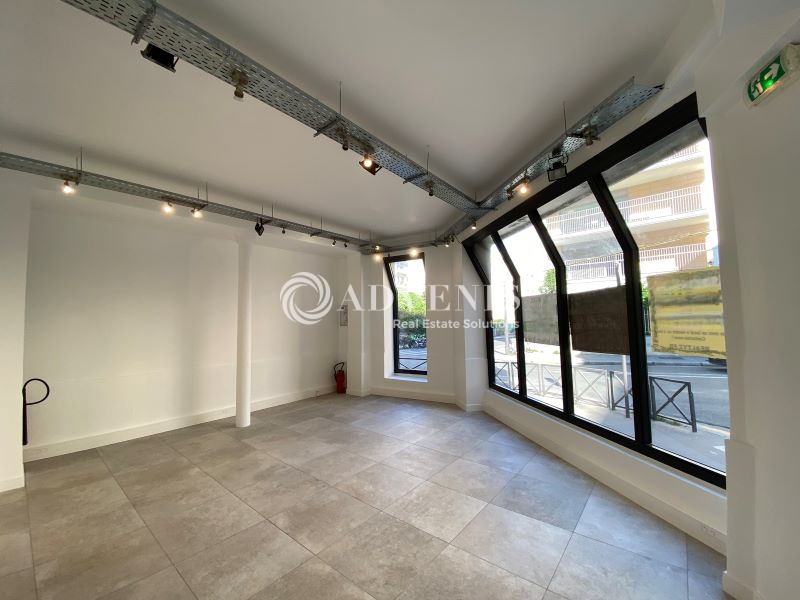 Location Bureaux PARIS (75015) - Photo 7