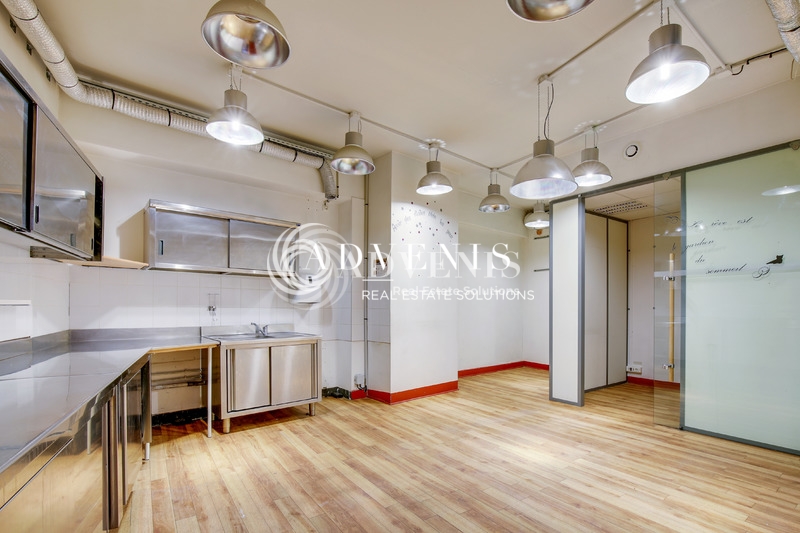 Location Bureaux PARIS (75015) - Photo 11