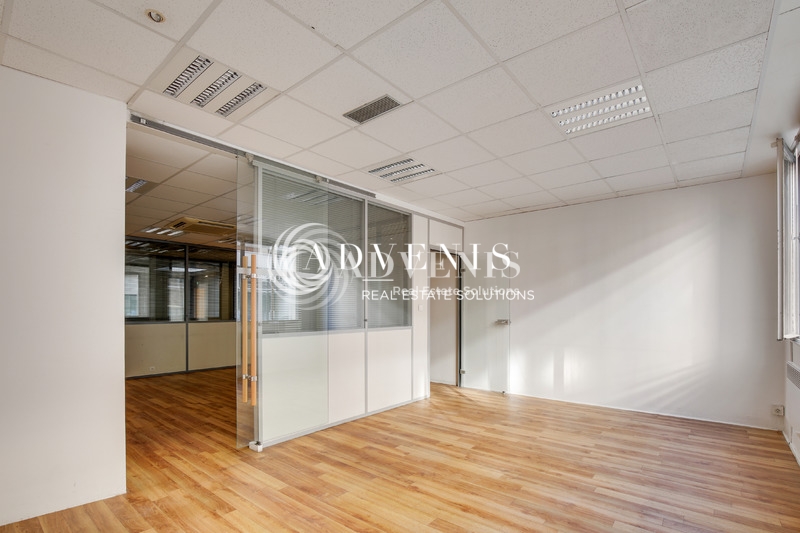 Location Bureaux PARIS (75015) - Photo 3