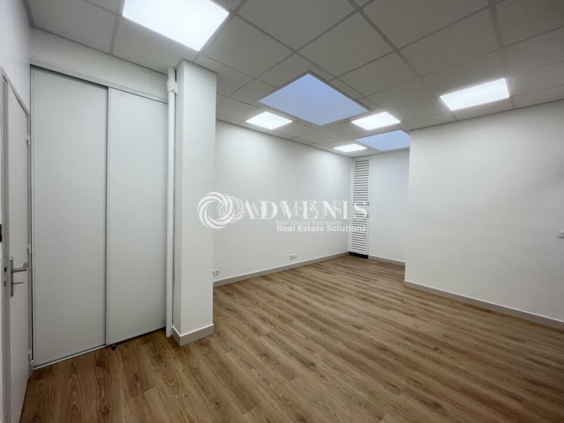 Vente Investisseur Bureaux PARIS (75015) - Photo 6