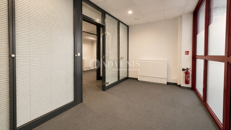 Location Bureaux PARIS (75014) - Photo 9