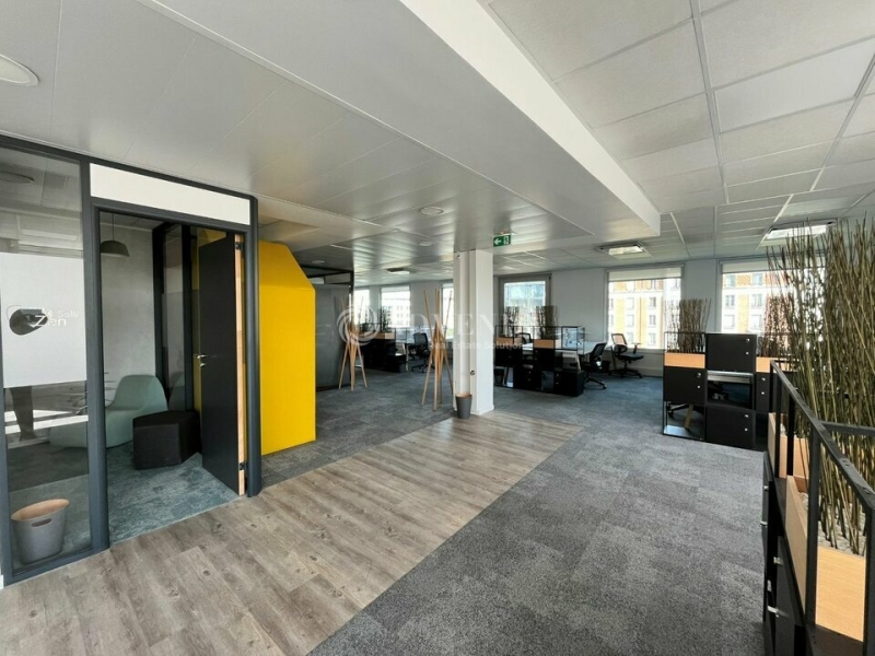 Location Bureaux LA GARENNE COLOMBES (92250) - Photo 2