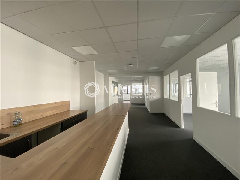 Location Activités Entrepôts VILLENEUVE LA GARENNE (92390) - Photo 6