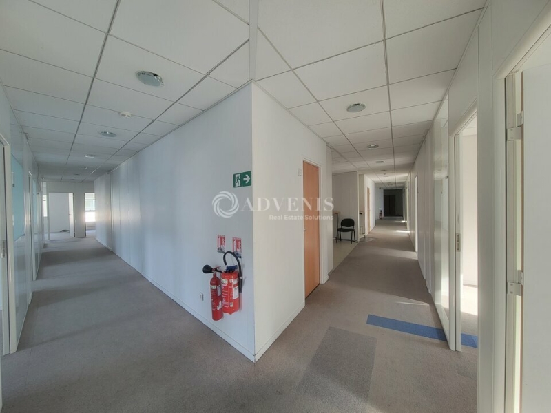 Location Bureaux SAINT DENIS (93200) - Photo 9