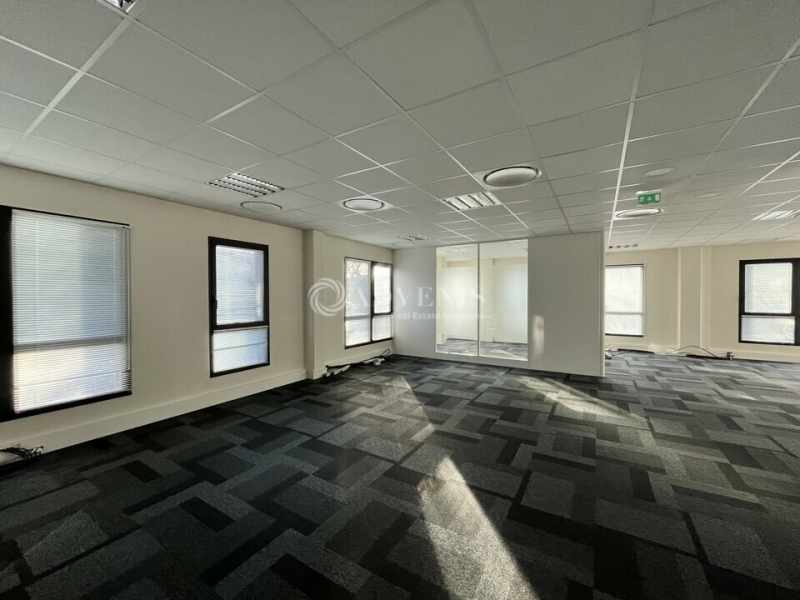 Location Bureaux et activités légères SAINT OUEN (93400) - Photo 7