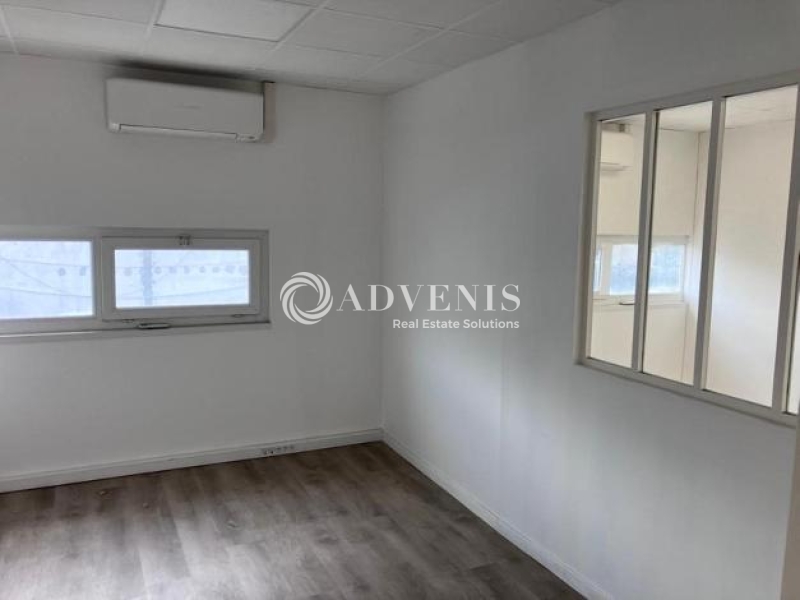 Location Activités Entrepôts COURBEVOIE (92400) - Photo 4