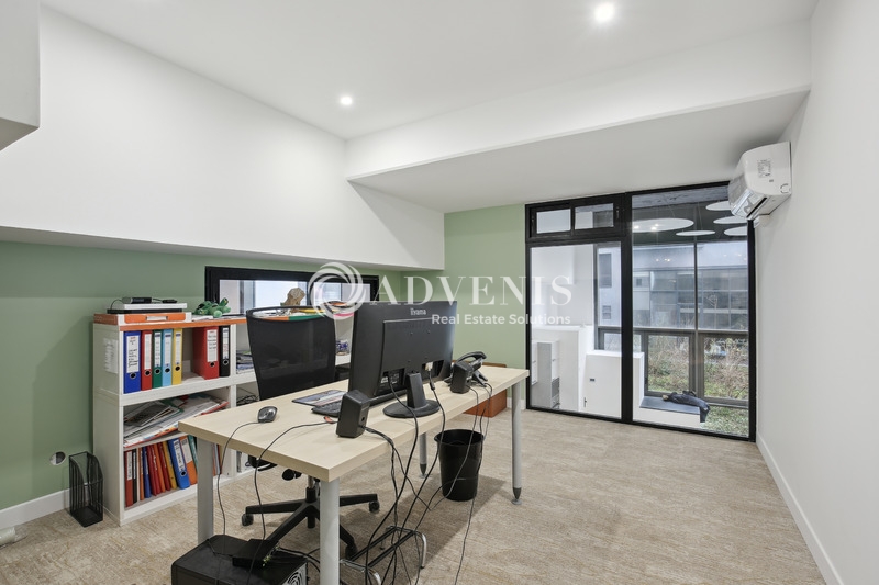Location Bureaux COURBEVOIE (92400) - Photo 10