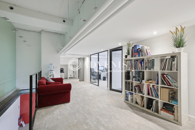 Location Bureaux COURBEVOIE (92400) - Photo 8