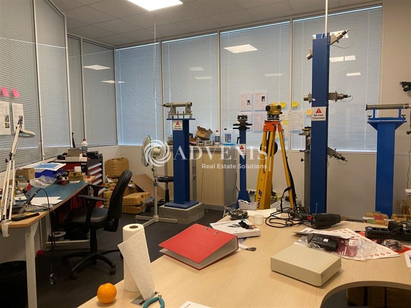 Recherche successeur Bureaux et activités légères SAINT DENIS (93200) - Photo 4