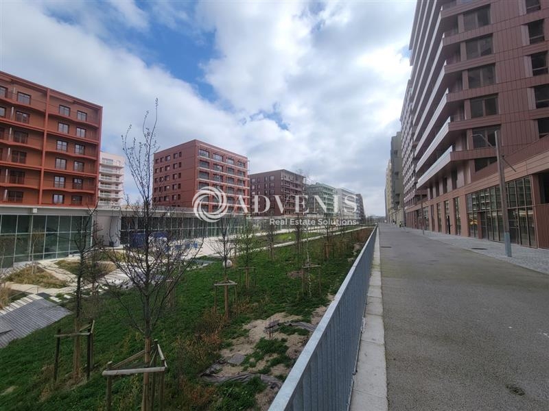 Location Commerces SAINT OUEN (93400) - Photo 1