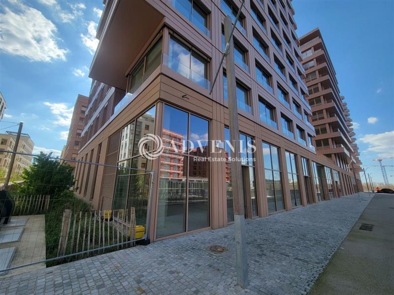 Location Commerces SAINT OUEN (93400) - Photo 1
