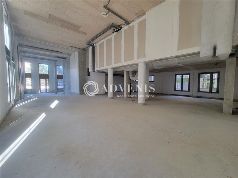 Location Commerces SAINT DENIS (93200) - Photo 3