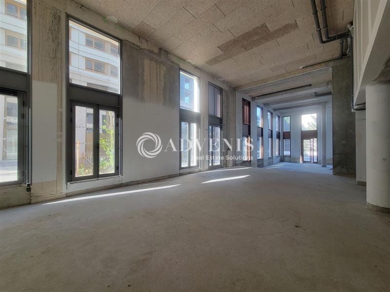 Location Commerces SAINT DENIS (93200) - Photo 4