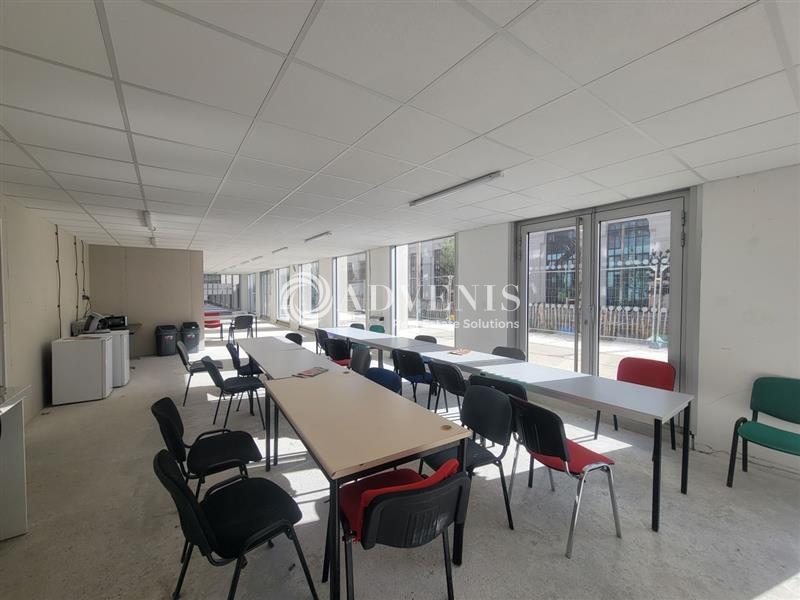 Location Commerces SAINT DENIS (93200) - Photo 4