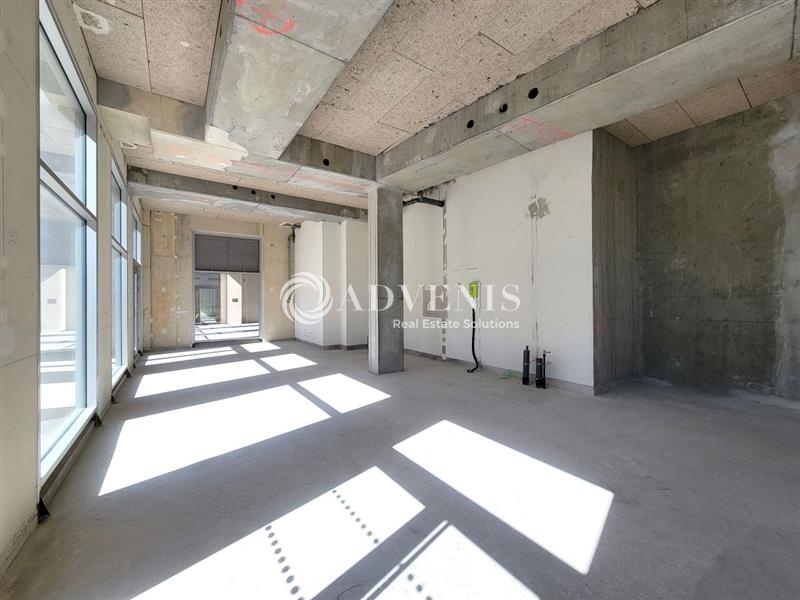Location Commerces SAINT DENIS (93200) - Photo 3