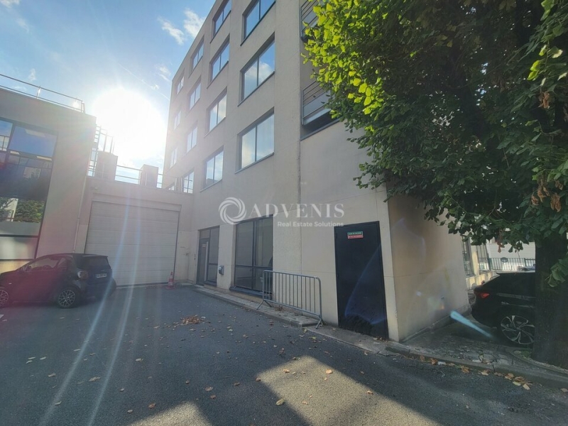 Location Bureaux SAINT OUEN (93400) - Photo 1