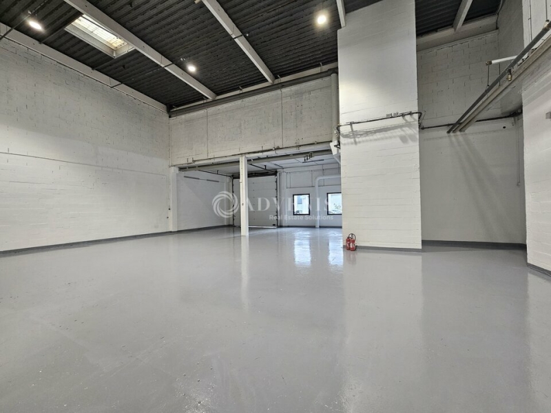 Location Activités Entrepôts GENNEVILLIERS (92230) - Photo 3