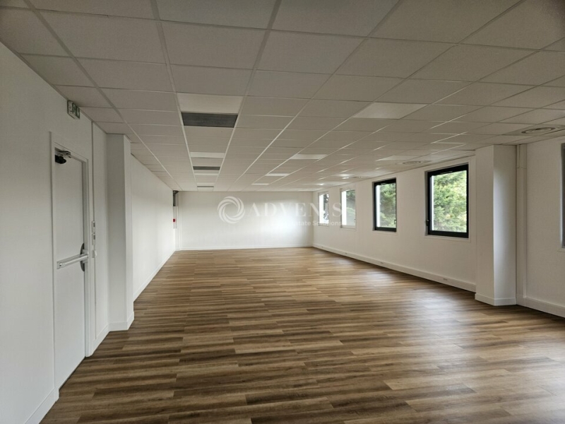 Location Activités Entrepôts GENNEVILLIERS (92230) - Photo 4
