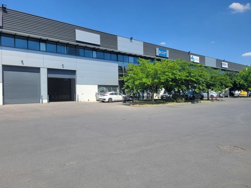 Location Activités Entrepôts SAINT DENIS (93200) - Photo 1