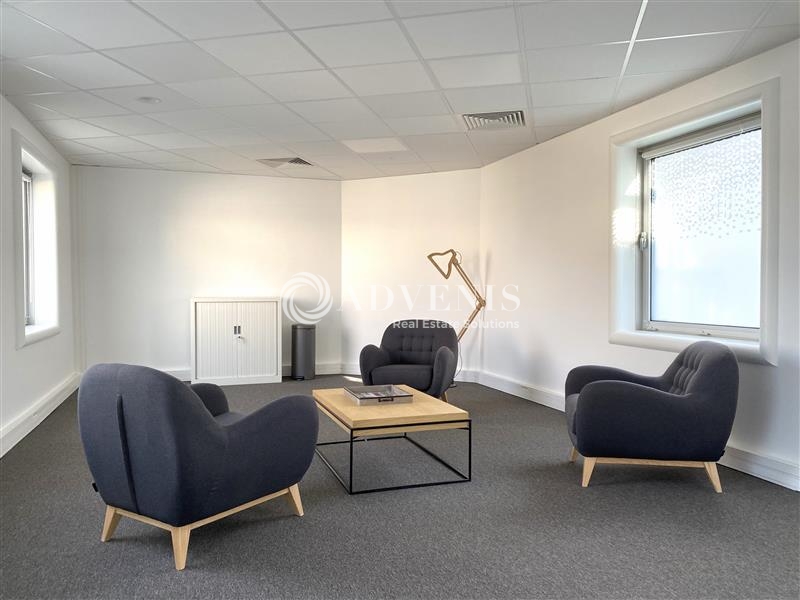 Location Bureaux COURBEVOIE (92400) - Photo 7